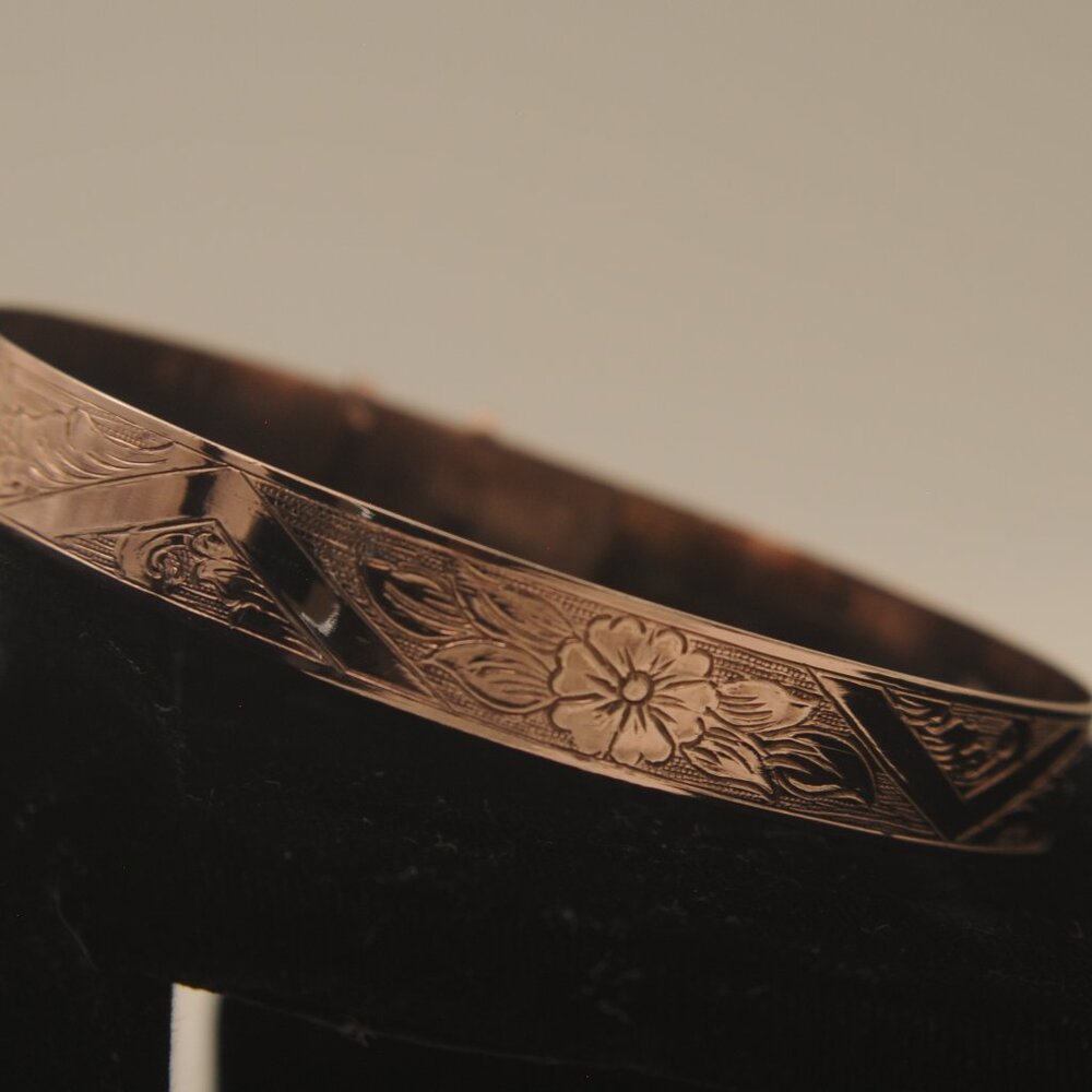 Antique Victorian adjustable engraved bangle braclet rose gold